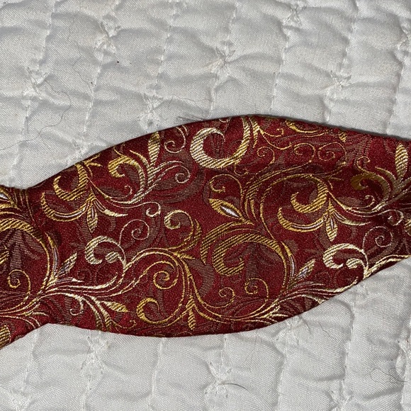 BEAU TIES LTD OF VERMONT Silk Bow Tie - Picture 2 of 2